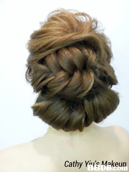 Cathy Yiui's Makeun,hair,hairstyle,french braid,bun,long hair