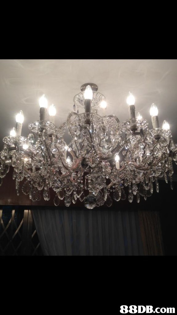 light fixture,chandelier,lighting,decor,crystal